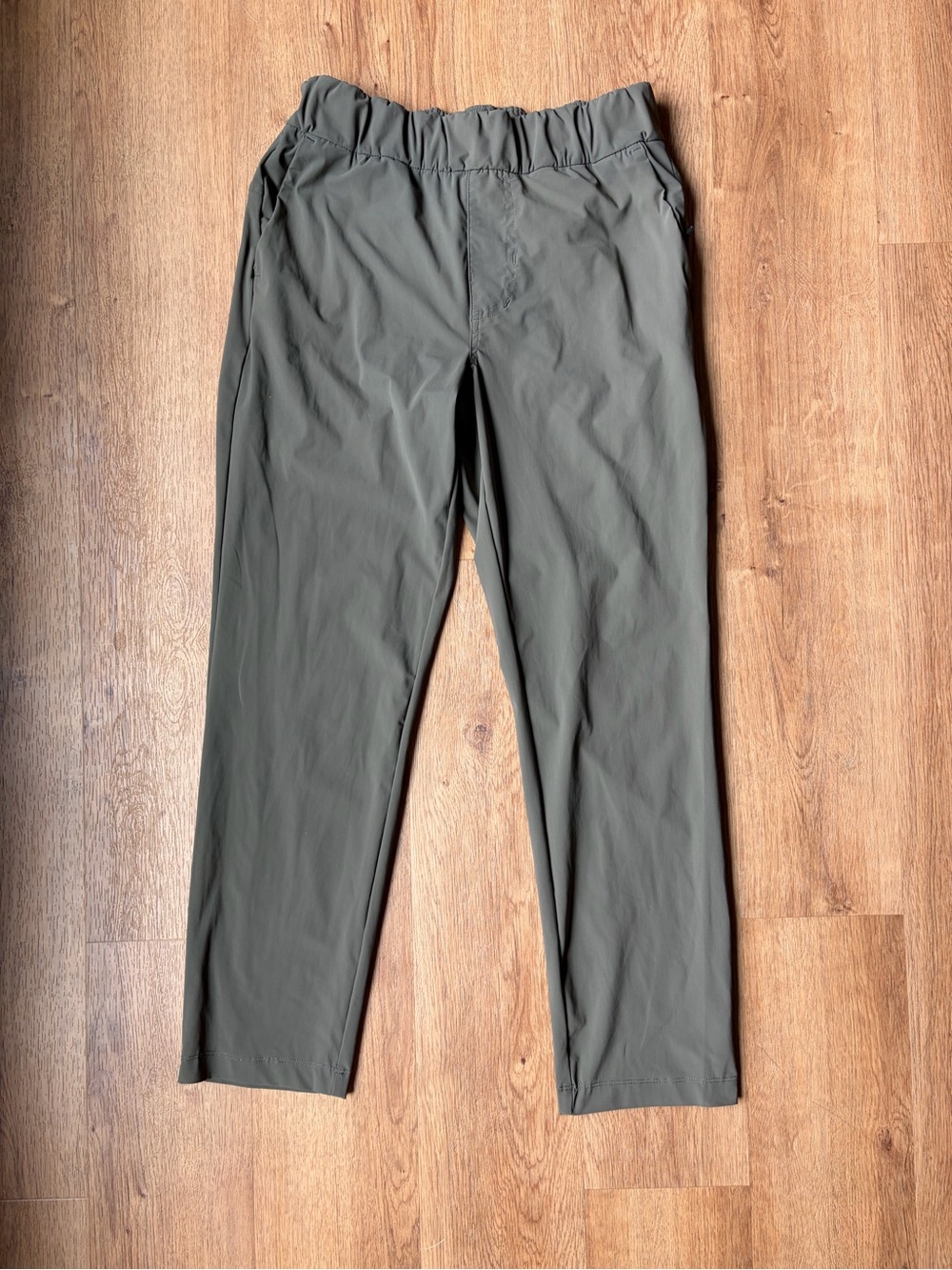 Vuori Miles Pant Women’s Small Olive Green Lightweight Travel Hiking Pants